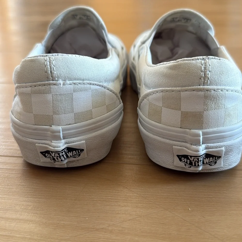 VANS CLASSIC CHECKERBOARD SLIP ON CANVAS SKATE SHOE CREAM WHITE SIZE M:5 W:6.5